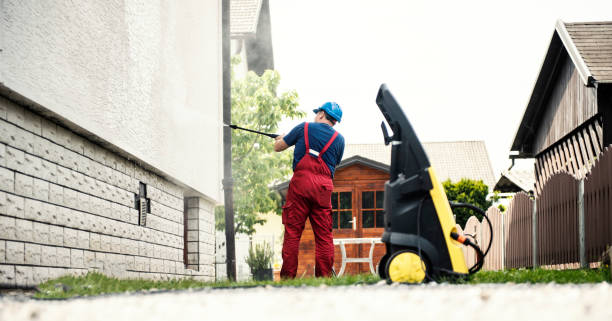 Animal Enclosure Cleaning in Hyrum, UT
